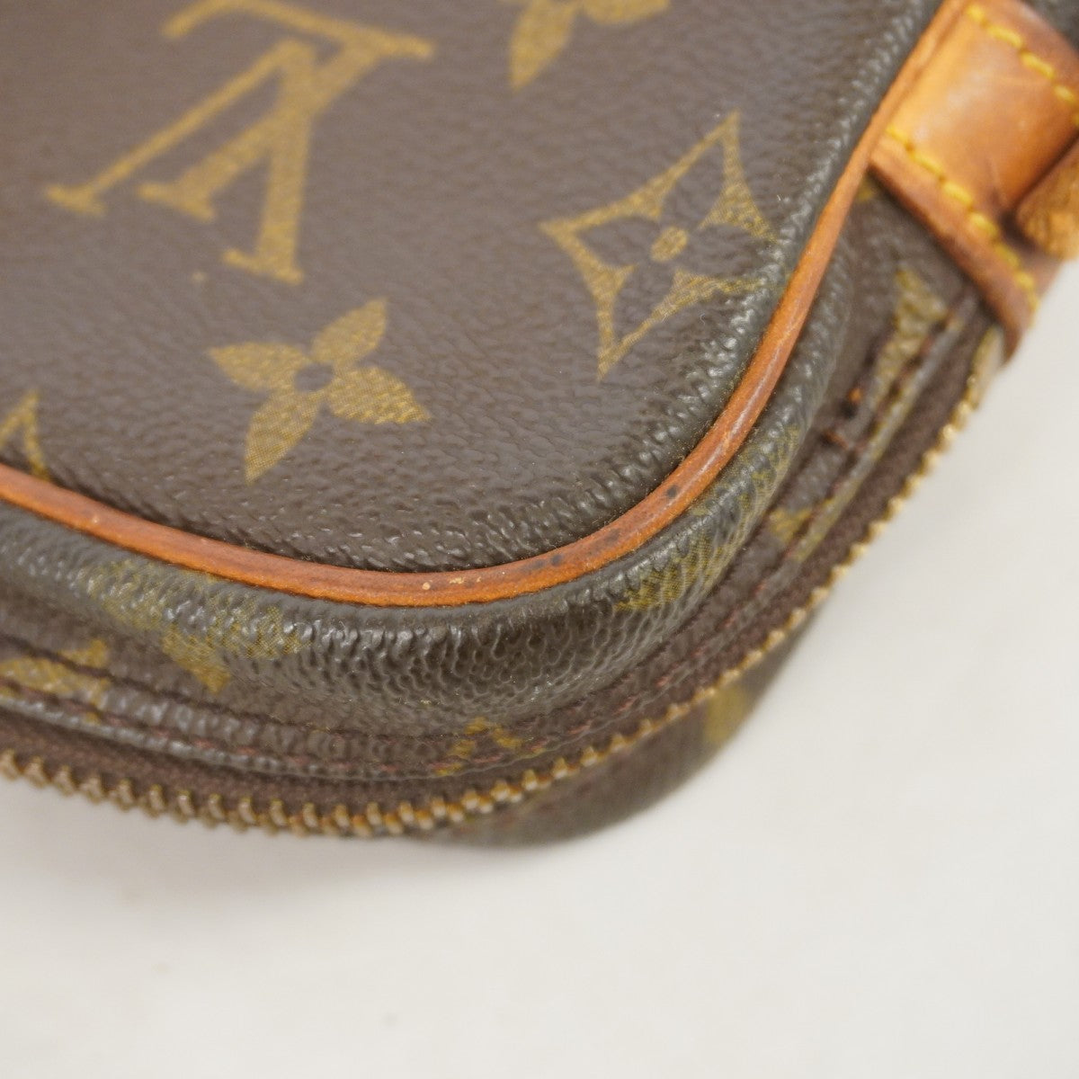 【6gc3528】ルイヴィトン クラッチバッグ モノグラム マルリードラゴンヌGM M51825 ブラウン【中古】レディース