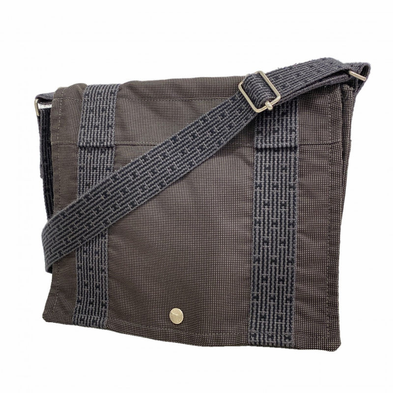 【6gc3573-k】エルメス ショルダーバッグ エールラインバサスPM キャンバス グレー シルバー金具【中古】メンズ レディース ユニセックス