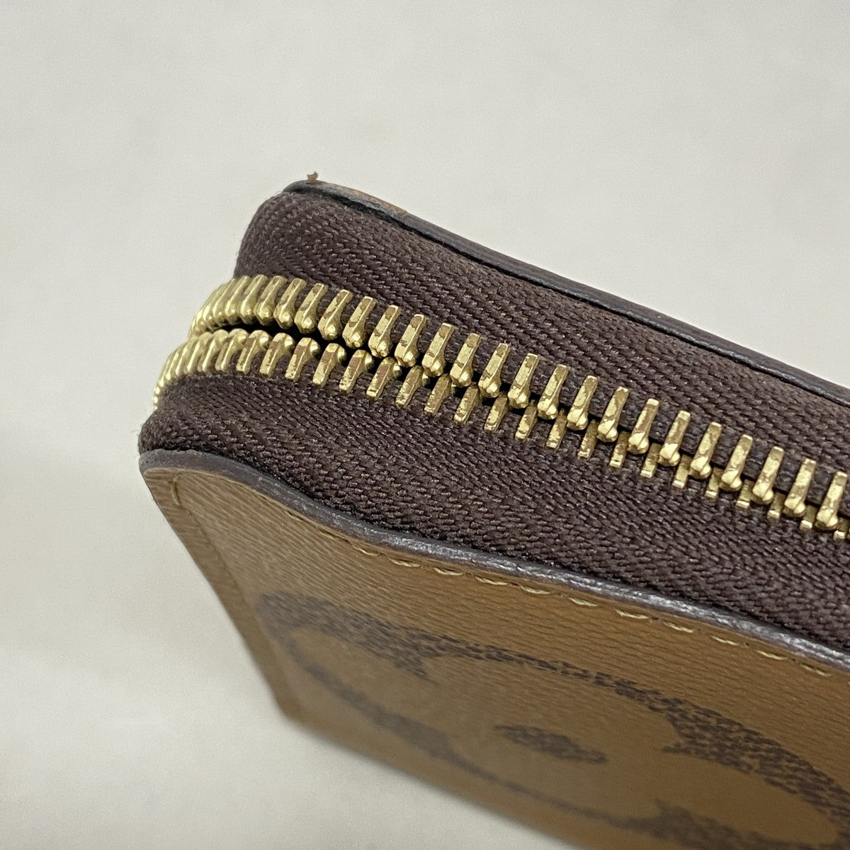 【6gc3590-k】ルイヴィトン 長財布 モノグラム・ジャイアントリバース ジッピーウォレット M69353 ブラウン【中古】レディース