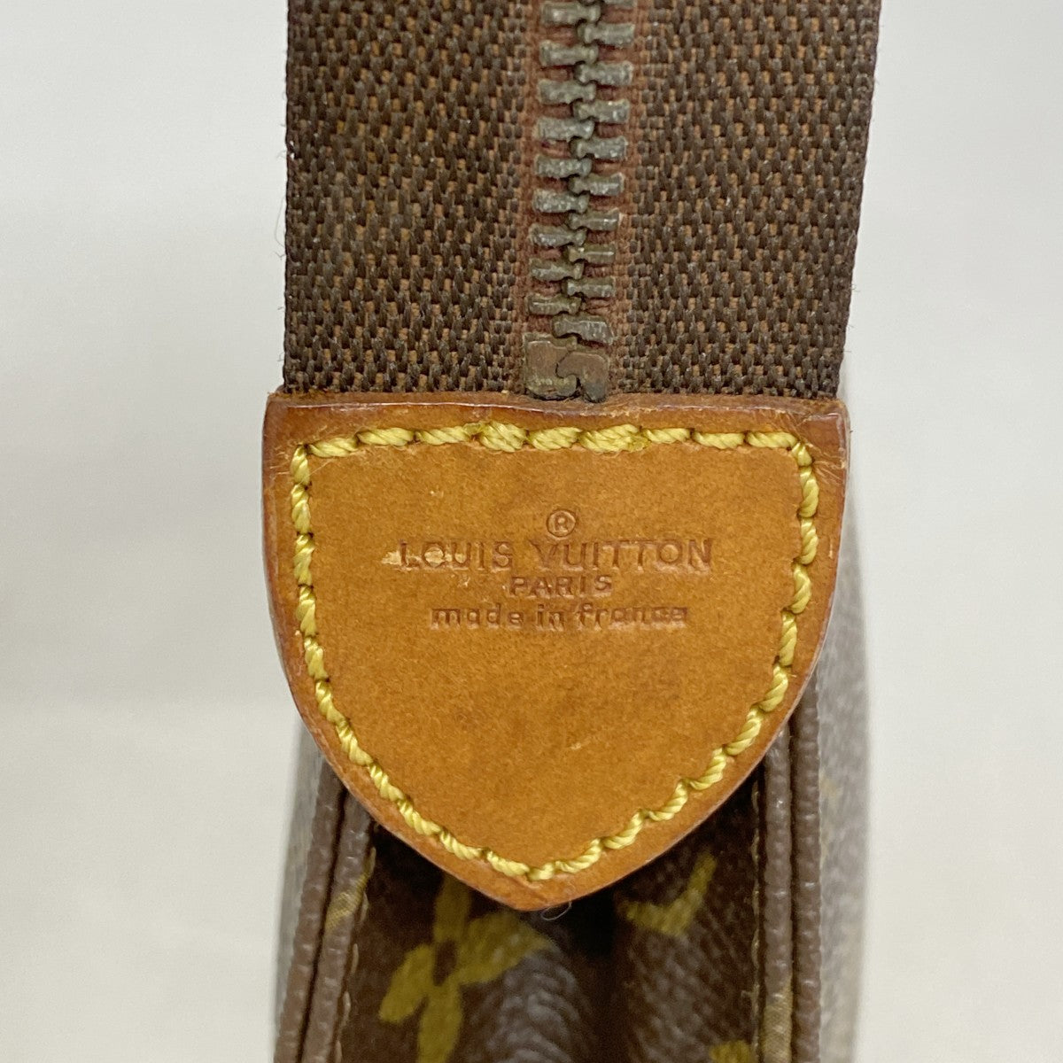 【6gc3596】ルイヴィトン ポーチ モノグラム ポシェットトワレット19 M47544 ブラウン【中古】レディース