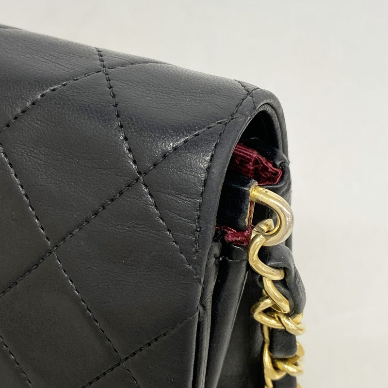 【6gc3614-k】シャネル ショルダーバッグ マトラッセ チェーンショルダー ラムスキン ブラック ゴールド金具【中古】レディース