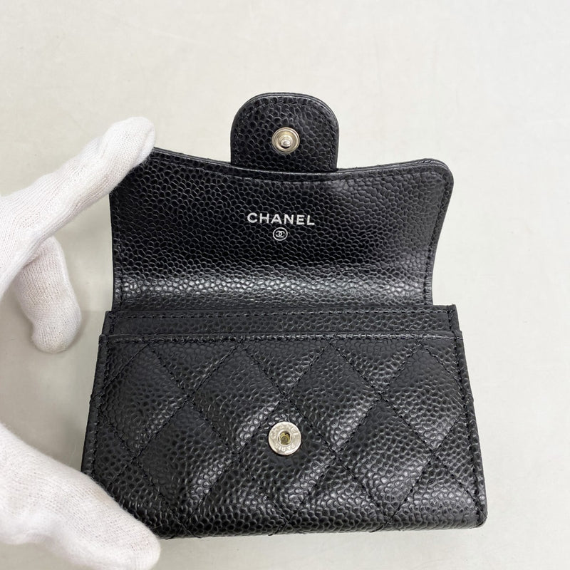 【6gc3653-k】シャネル カードケース マトラッセ キャビアスキン ブラック シルバー金具【中古】レディース