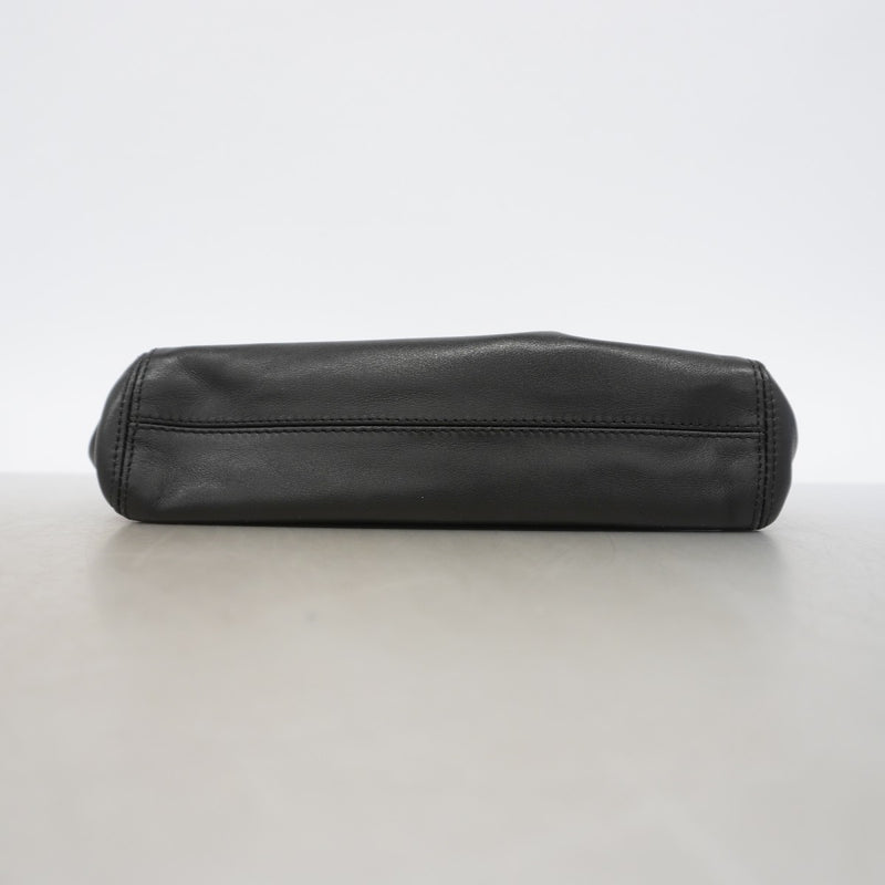 【6gc3661-k】シャネル トートバッグ レザー ブラック シルバー金具【中古】レディース