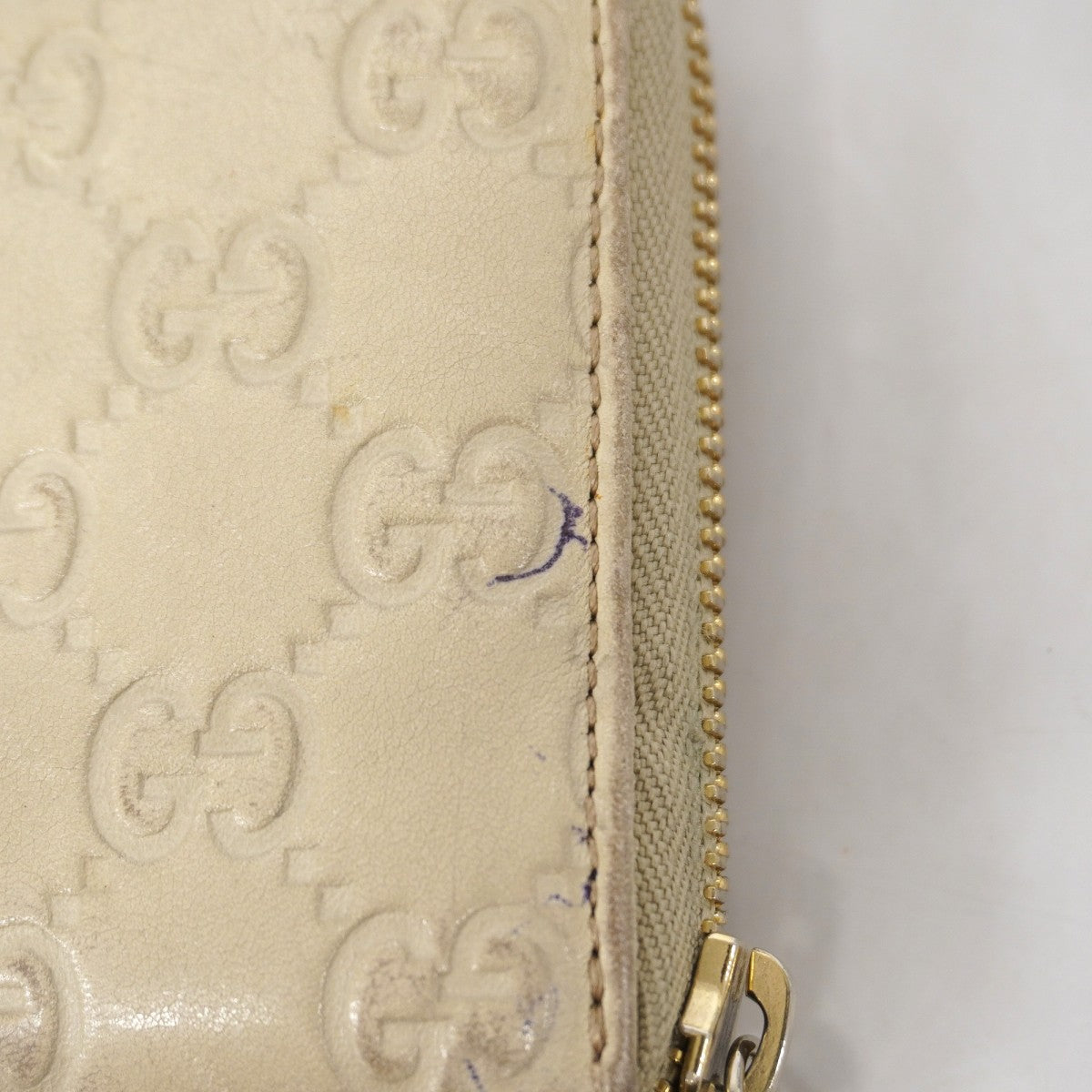 【6gc3664-k】グッチ 長財布 グッチシマ 212110 レザー アイボリー ゴールド金具【中古】レディース