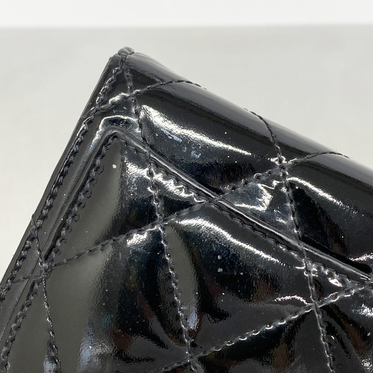 【6gc3680-k】シャネル カードケース マトラッセ パテントレザー ブラック シルバー金具【中古】レディース