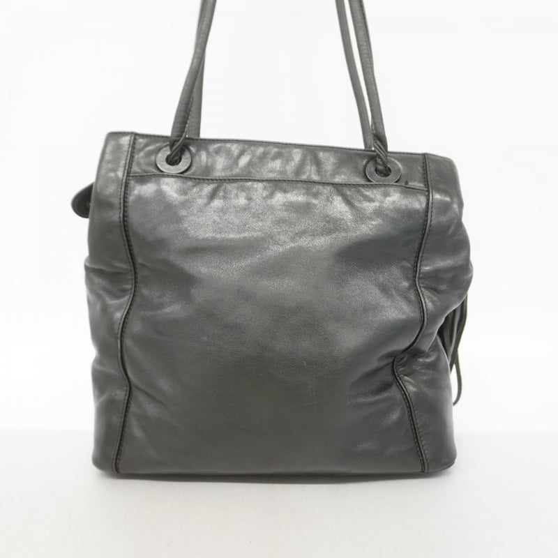 【6gc3687】シャネル トートバッグ レザー ブラック シルバー金具【中古】レディース
