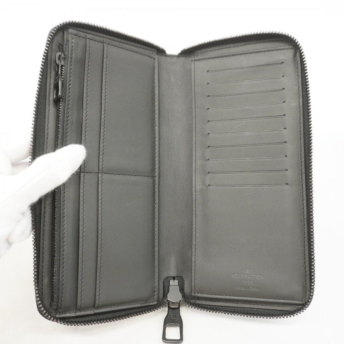 【6gc3689】ルイヴィトン 長財布 モノグラムトリヨン ジッピーウォレットヴェルティカル M69047 ノワール【中古】メンズ