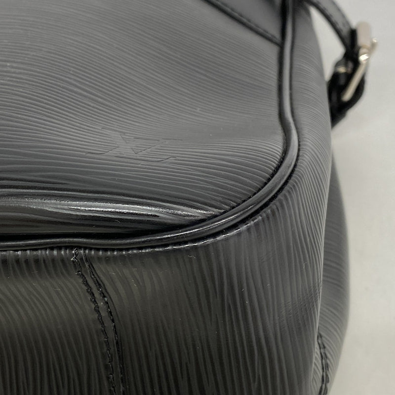 【6gc3713-k】ルイヴィトン ハンドバッグ エピ パッシィPM M59262 ノワール【中古】レディース