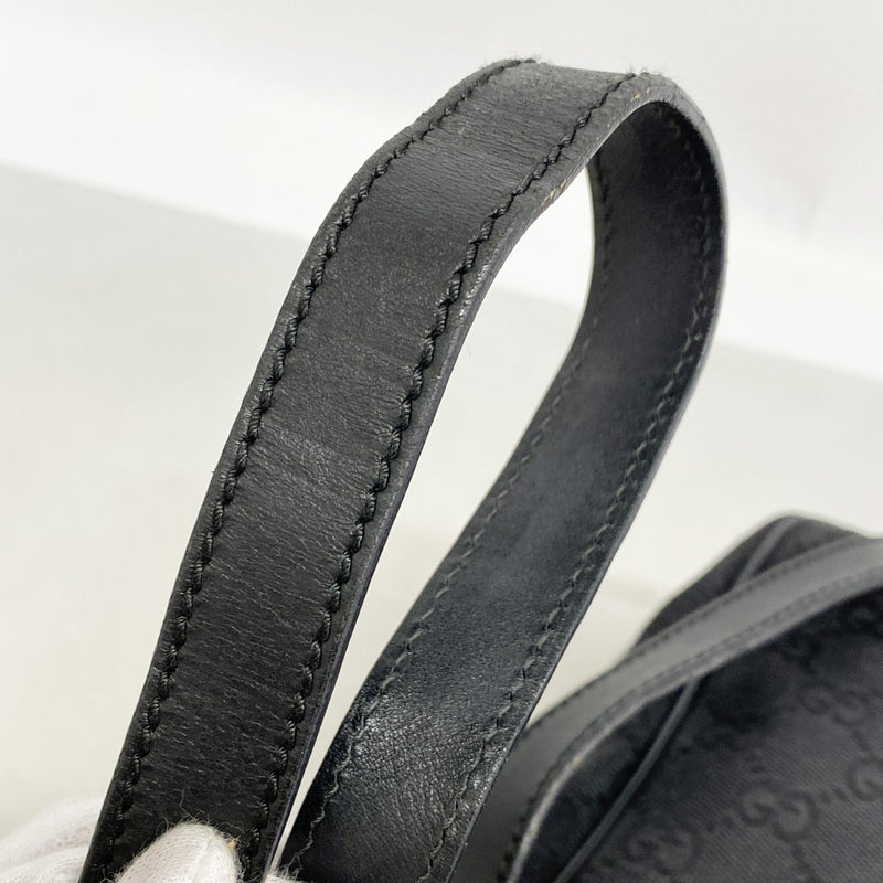 【6gc3714-k】グッチ ショルダーバッグ GGキャンバス 03136 キャンバス ブラック シルバー金具【中古】レディース