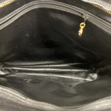 【6gc3721-k】シャネル ショルダーバッグ トリプルココ チェーンショルダー キャビアスキン ブラック ゴールド金具【中古】レディース