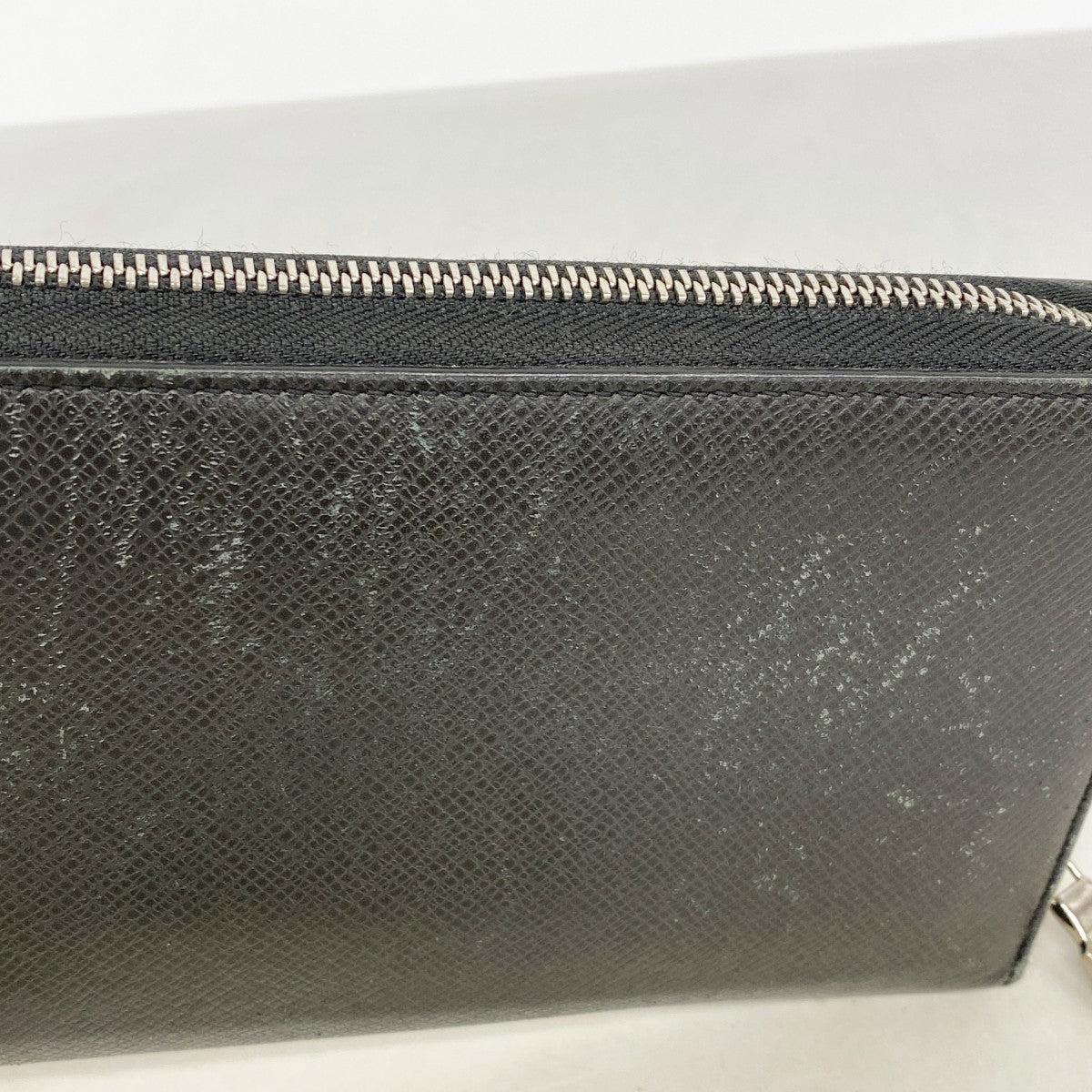 【6gc3729-k】ルイヴィトン 長財布 タイガ ジッピーオーガナイザーNM M30056 アルドワーズ【中古】メンズ