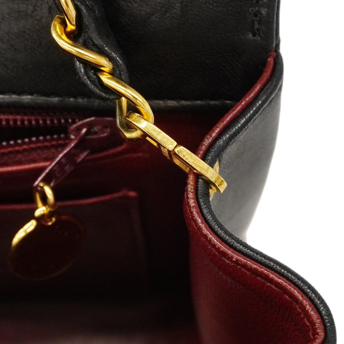 【6gd3794】シャネル ショルダーバッグ ダイアナ チェーンショルダー ラムスキン ブラック ゴールド金具【中古】レディース