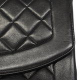 【6gd3794】シャネル ショルダーバッグ ダイアナ チェーンショルダー ラムスキン ブラック ゴールド金具【中古】レディース