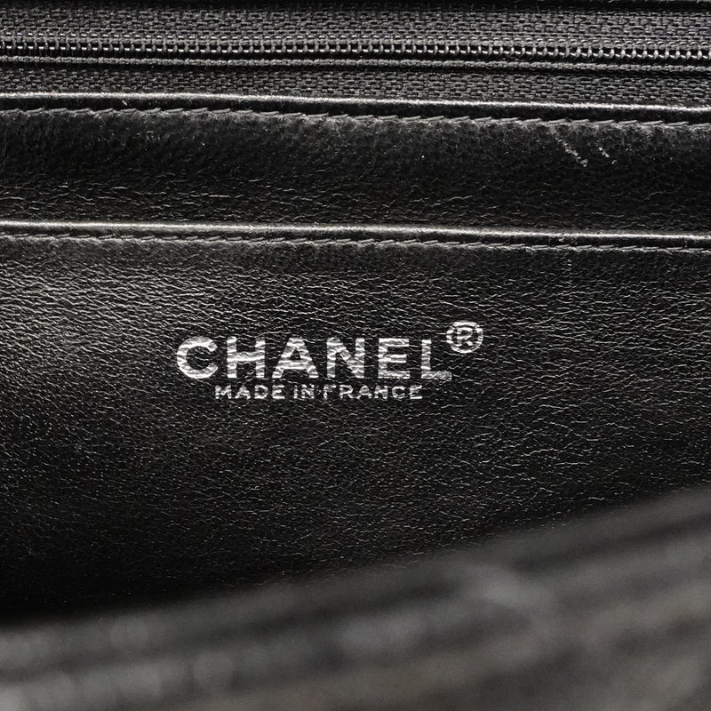 【6gd3797-h】シャネル ショルダーバッグ デカマトラッセ Wチェーン キャビアスキン ブラック シルバー金具【中古】レディース