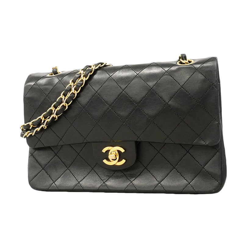 【6gd3798-h】シャネル ショルダーバッグ マトラッセ Wフラップ Wチェーン ラムスキン ブラック ゴールド金具【中古】レディース