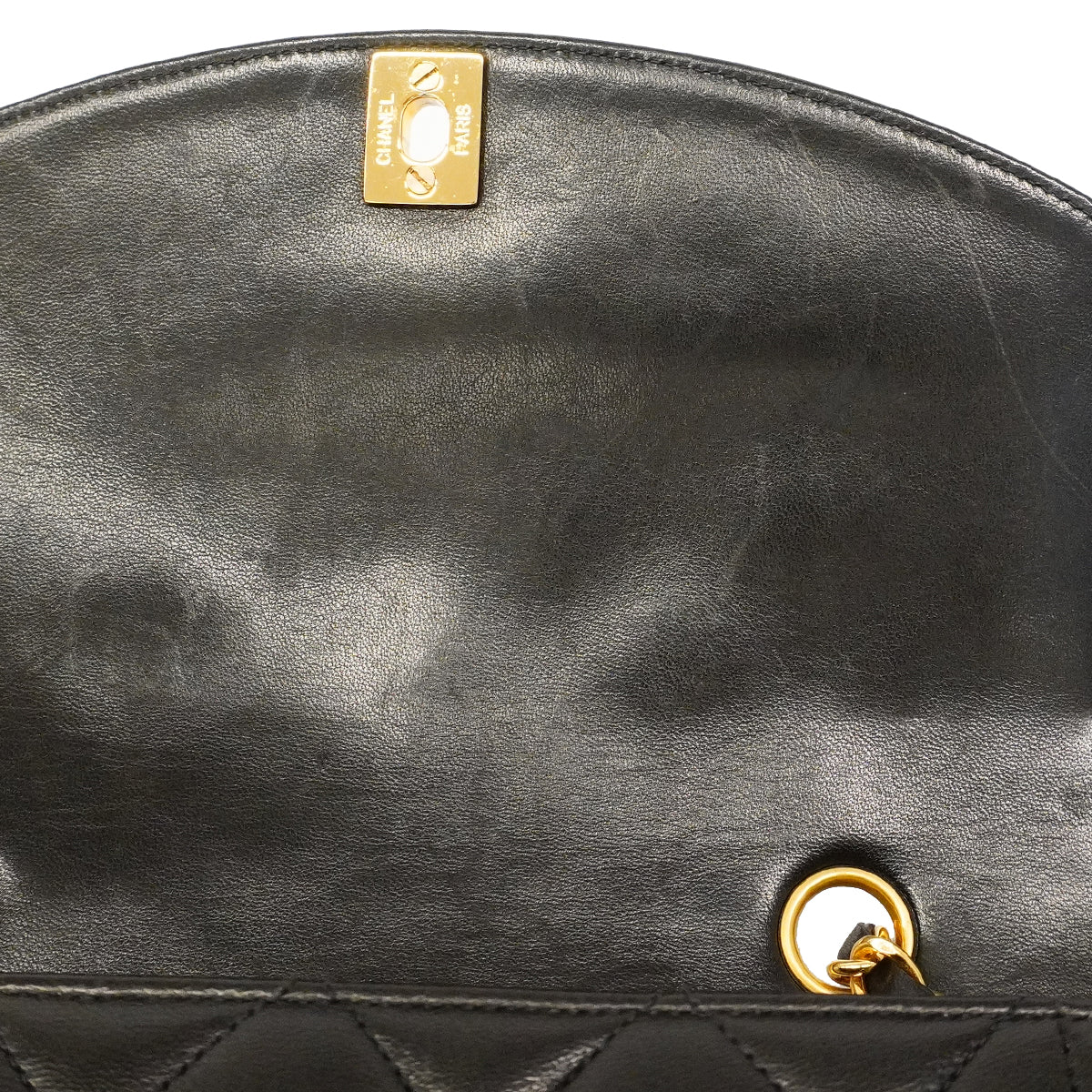 【6gd3802】シャネル ショルダーバッグ ダイアナ チェーンショルダー ラムスキン ブラック ゴールド金具【中古】レディース