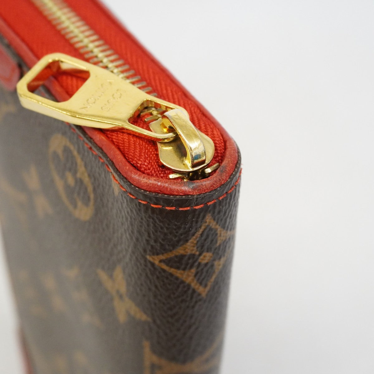 【6gd3842】ルイヴィトン 長財布 モノグラム ジッピーウォレットレティーロ M61854 スリーズ【中古】レディース
