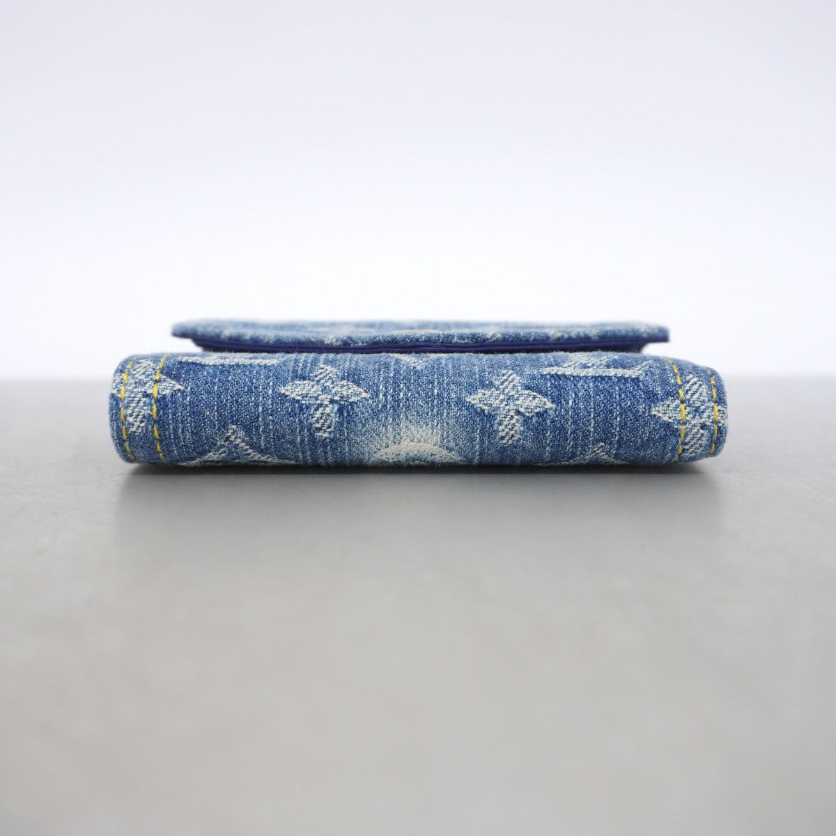 【6gd3847】ルイヴィトン 三つ折り財布 モノグラム・デニム ポルトフォイユ ヴィクトリーヌ M13212 ブルー【中古】レディース