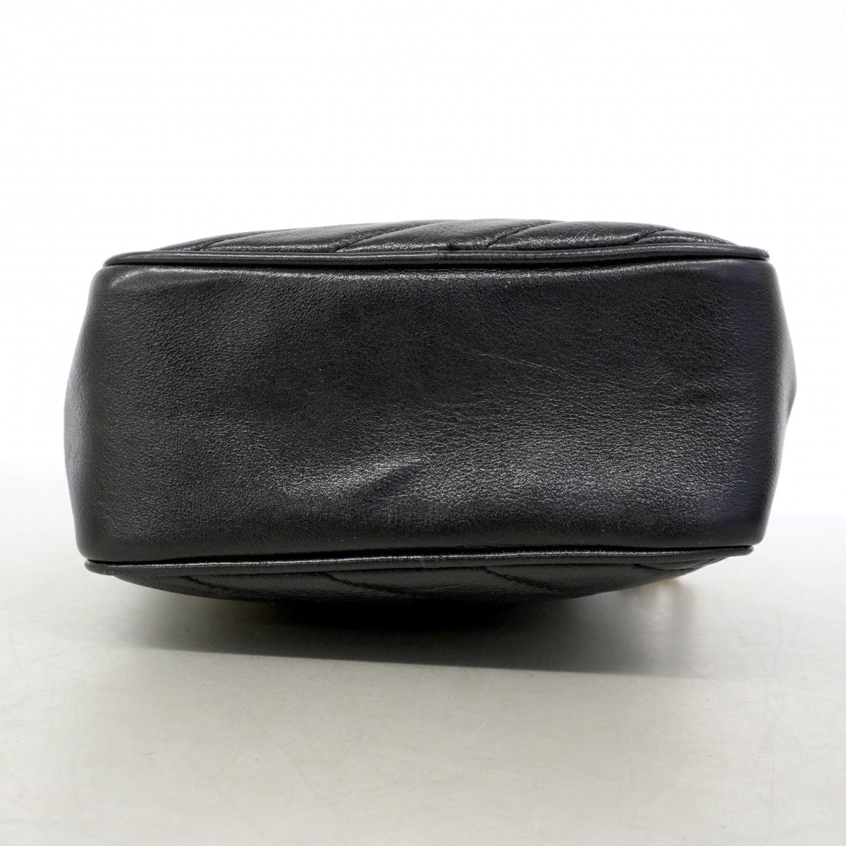 【6gd3862-k】グッチ ショルダーバッグ GGマーモント 550155 レザー ブラック ゴールド金具【中古】レディース