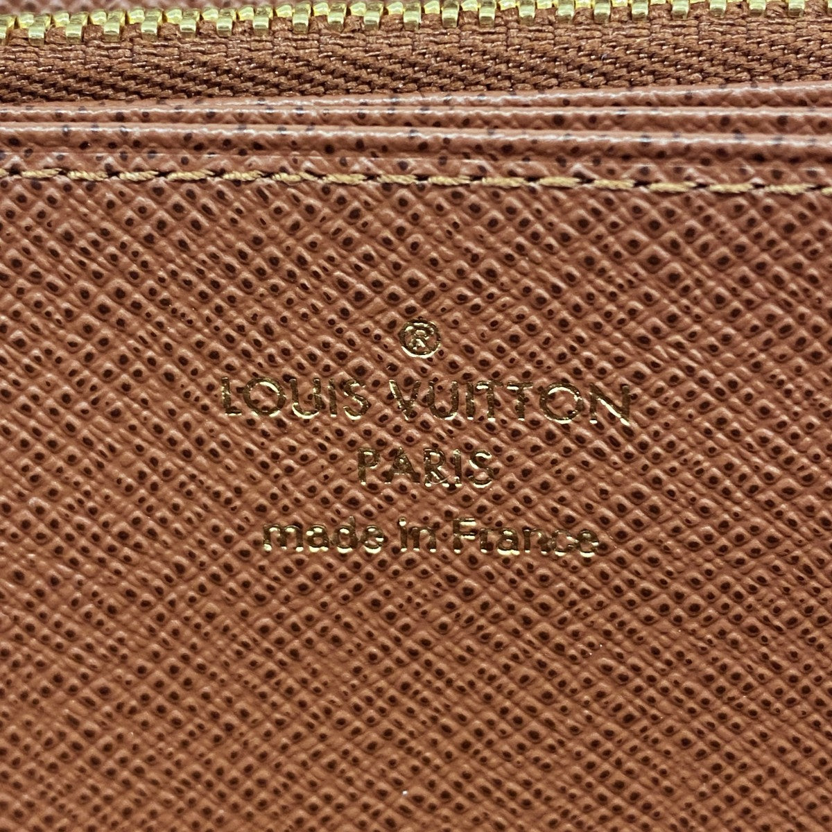 【6gd3875】ルイヴィトン 長財布 モノグラム ジッピーウォレット M42616 ブラウン【中古】メンズ レディース ユニセックス