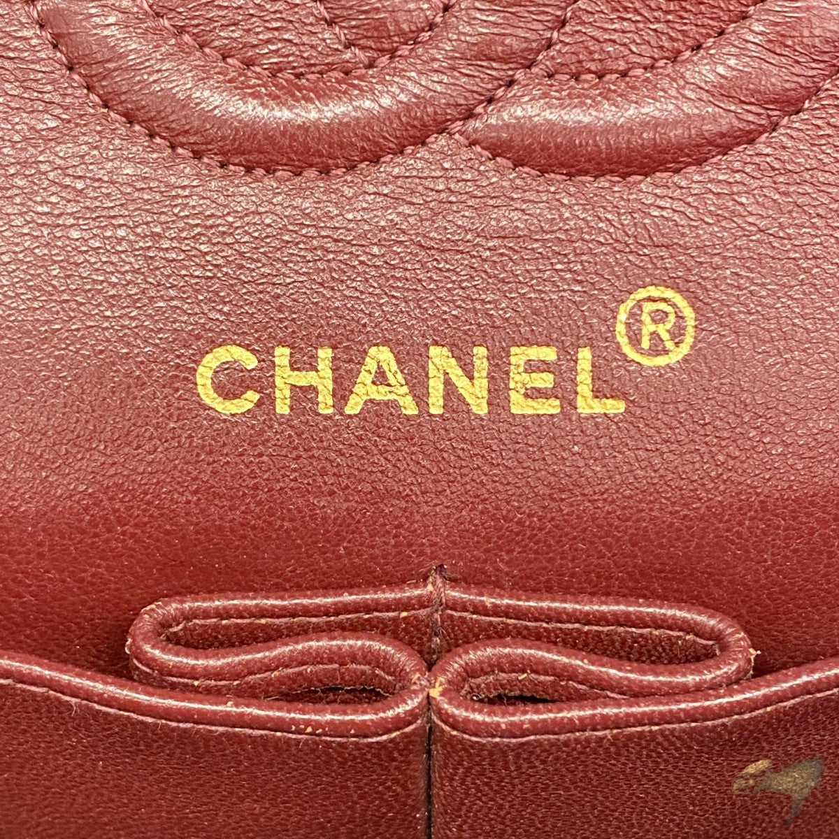 【6gd3883】シャネル ショルダーバッグ マトラッセ Wフラップ Wチェーン ラムスキン ブラック ゴールド金具【中古】レディース