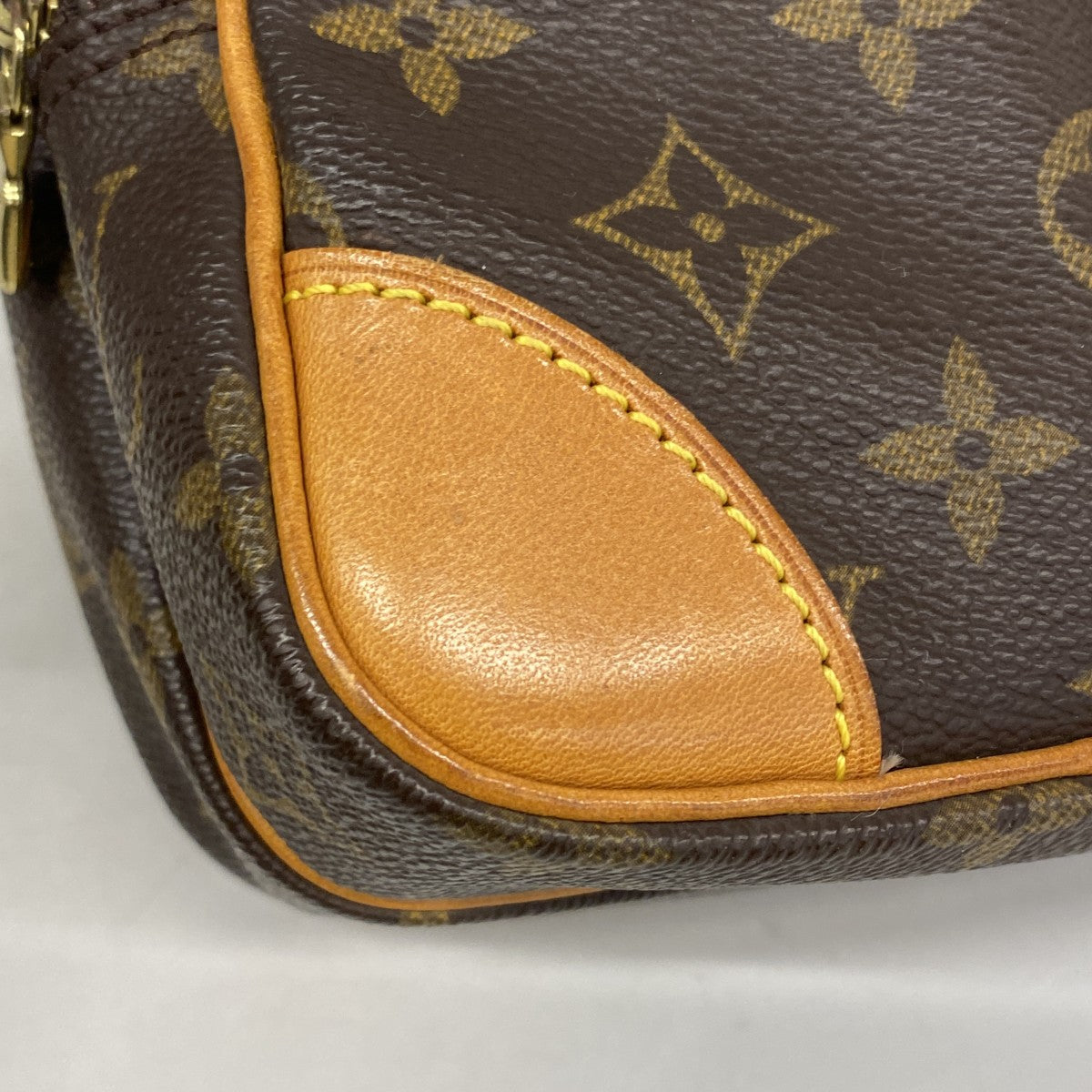 【6gd3959】ルイヴィトン ショルダーバッグ モノグラム アマゾン M45236 ブラウン【中古】レディース