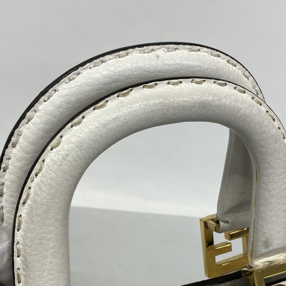 【6gd3966】フェンディ ハンドバッグ セレリア レザー ホワイト ゴールド金具 2wayバッグ【中古】レディース
