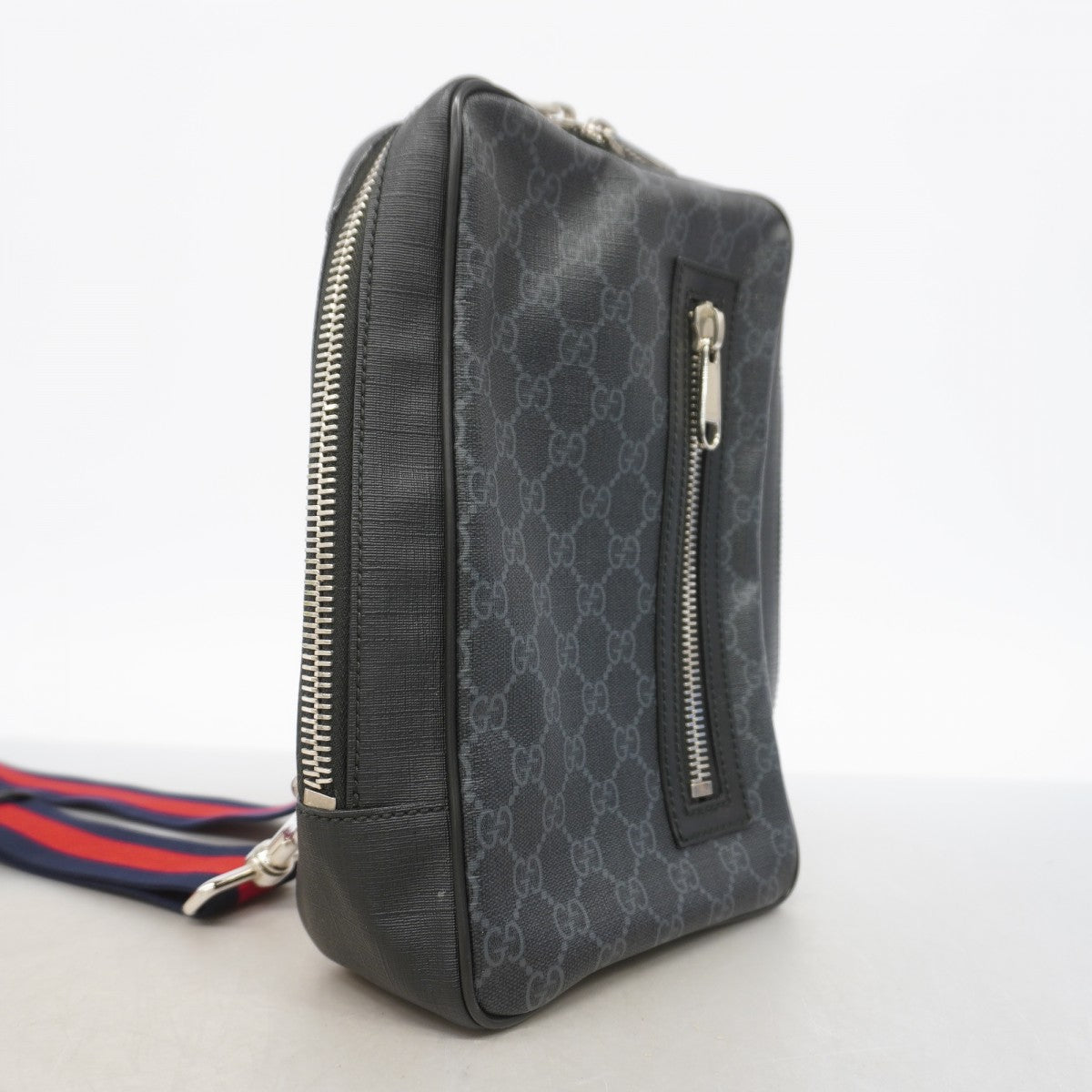 【6gd4042】グッチ ボディバッグ GGスプリーム 478325 PVC ブラック シルバー金具【中古】メンズ