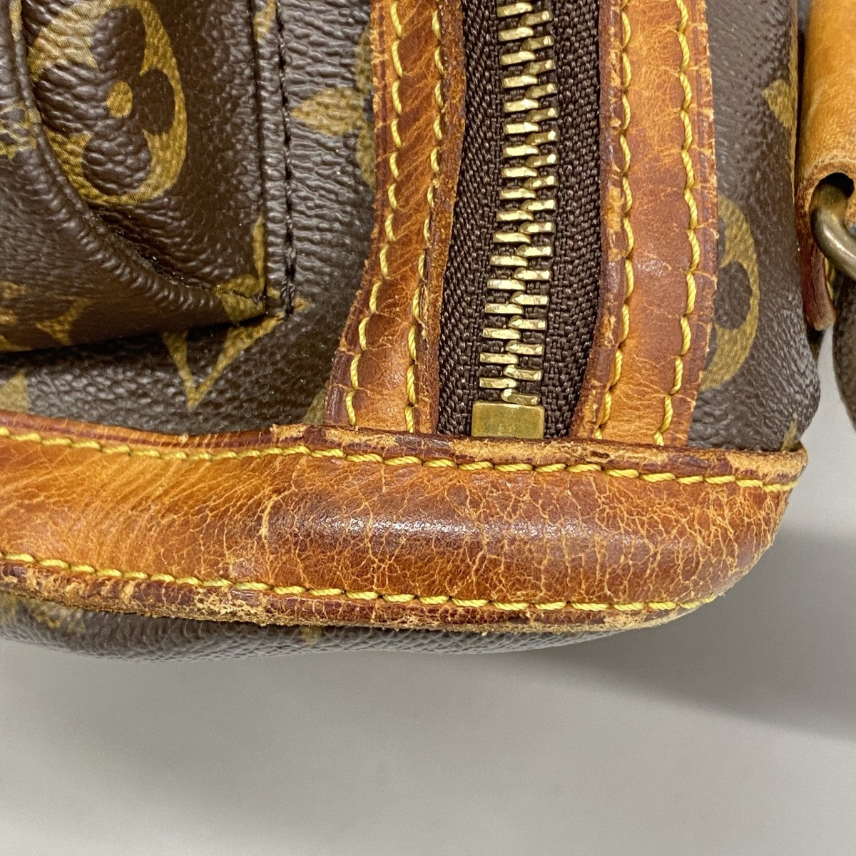【6gd4056-k】ルイヴィトン リュック・デイパック モノグラム サックアド ボスフォール M40107 ブラウン【中古】レディース