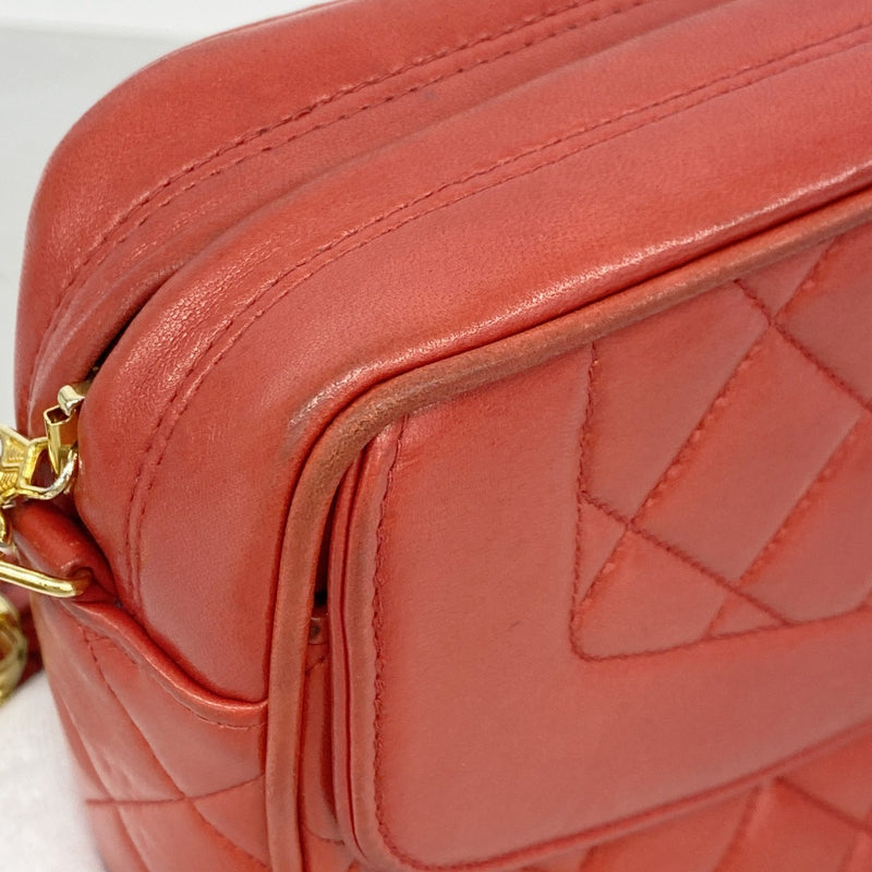【6gd4076】シャネル ショルダーバッグ マトラッセ フリンジ付きチェーンショルダー ラムスキン レッド ゴールド金具【中古】レディース