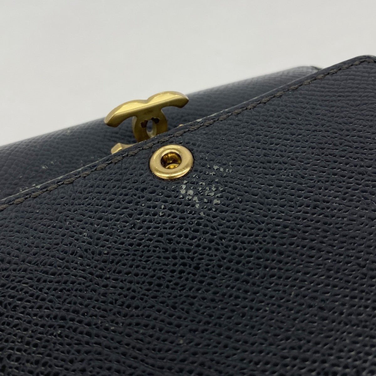 【6gd4130-k】シャネル 財布 キャビアスキン ブラック ゴールド金具【中古】レディース