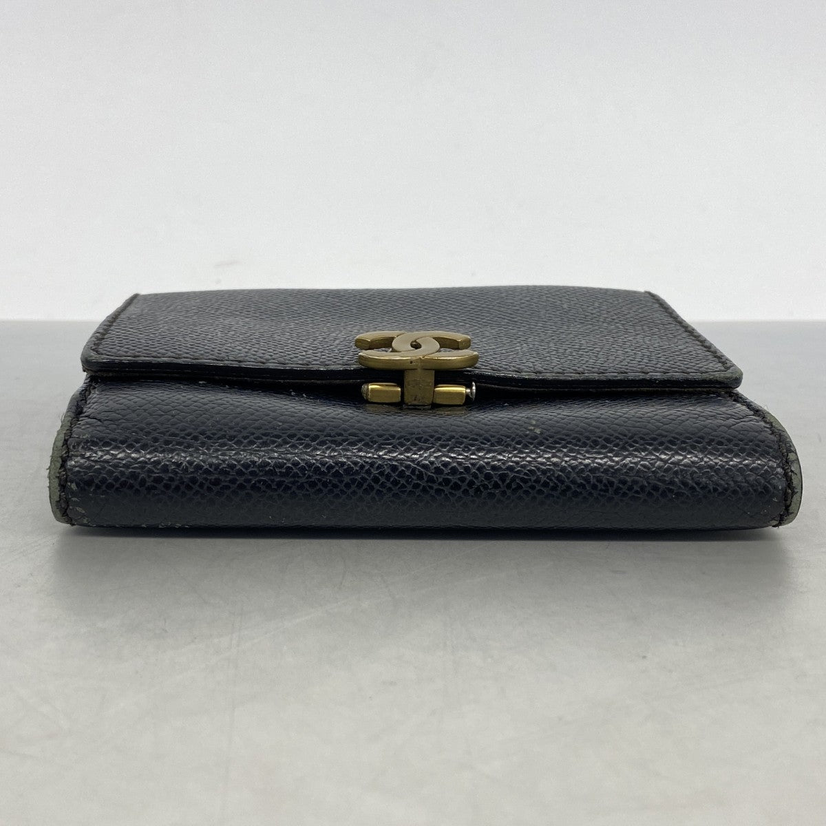 【6gd4130-k】シャネル 財布 キャビアスキン ブラック ゴールド金具【中古】レディース