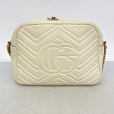 【6gd4132-k】グッチ ショルダーバッグ GGマーモント 443499 レザー ホワイト ゴールド金具【中古】レディース