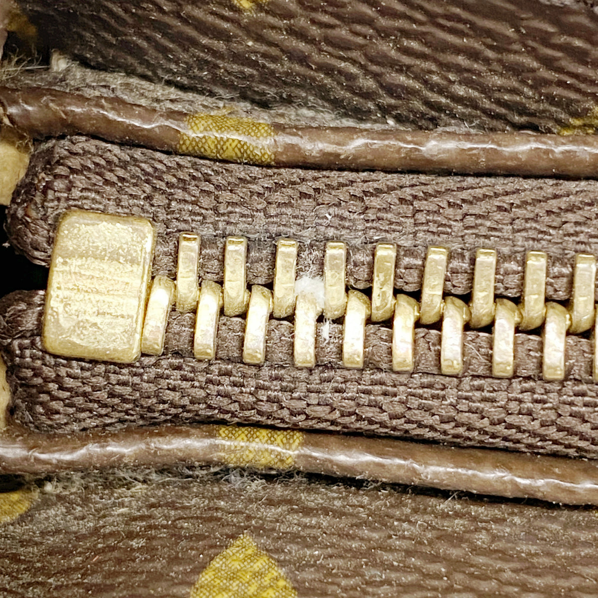 【6gd4153-h】ルイヴィトン ショルダーバッグ モノグラム ルーピングMM M51146 ブラウン【中古】レディース