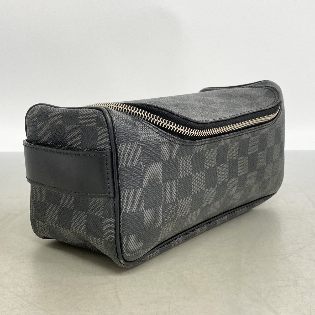 【6gd4233】ルイヴィトン ポーチ ダミエ・グラフィット トワレポーチ N47625 グレー【中古】メンズ