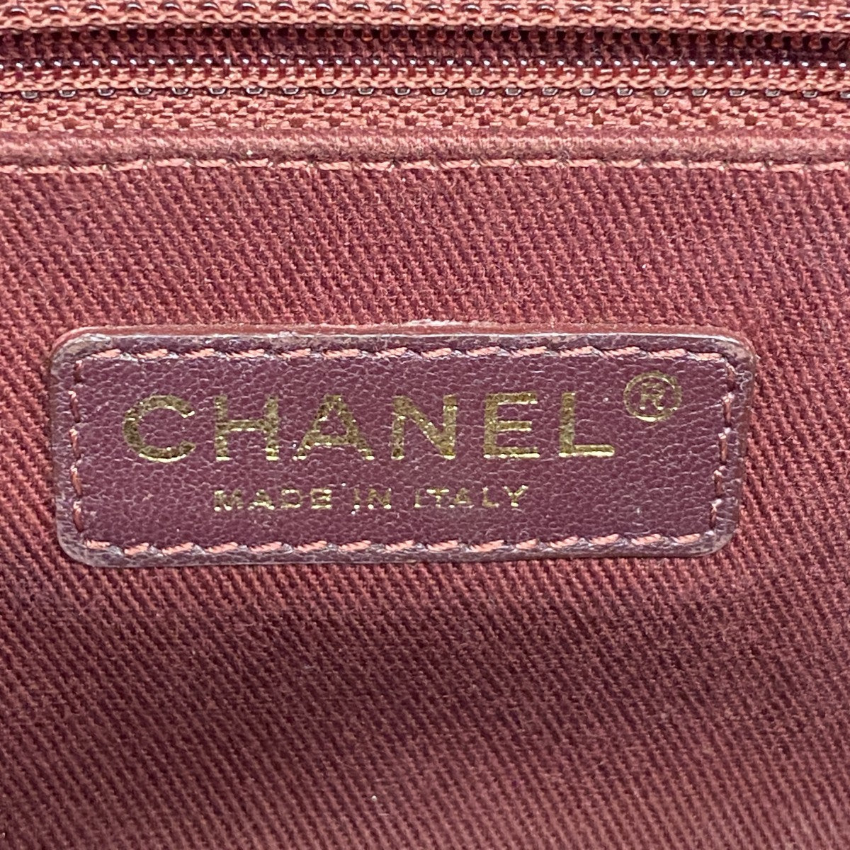 【6gd4235】シャネル ショルダーバッグ マトラッセ Wチェーン キャビアスキン ブラック ゴールド金具【中古】レディース