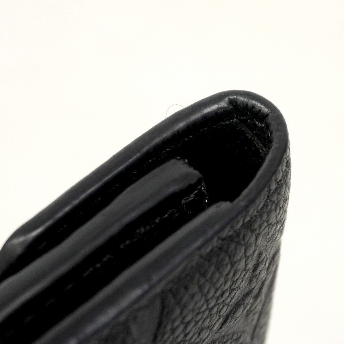 【6gd4289】ルイヴィトン 三つ折り財布 モノグラム・アンプラント ポルトフォイユヴィクトリーヌ M64060 ノワール【中古】レディース