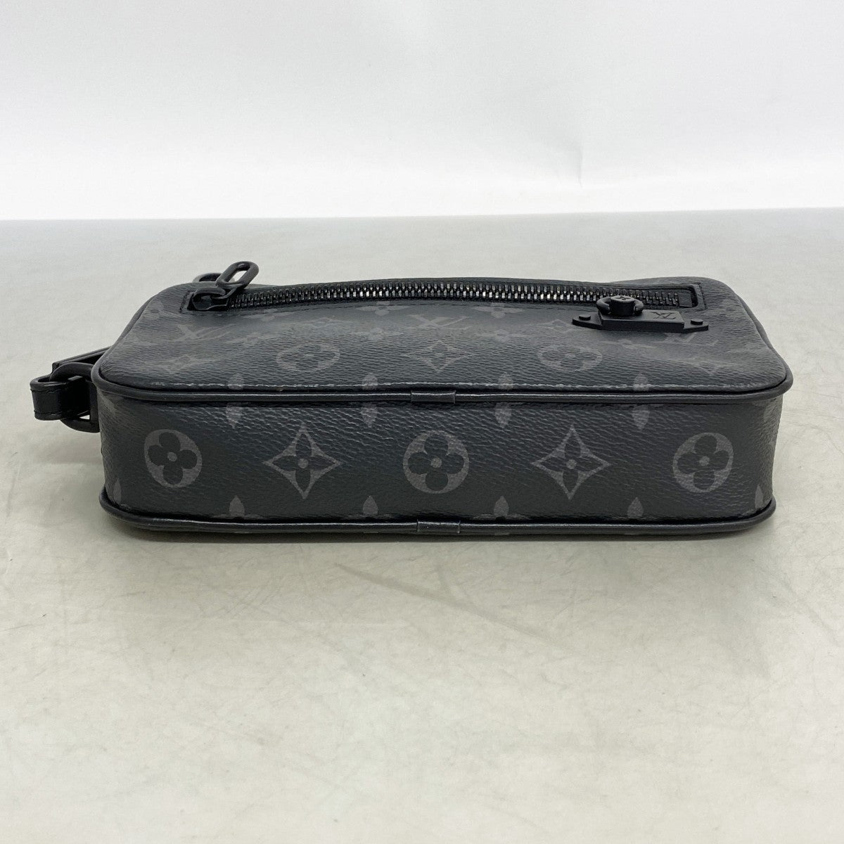 【6gd4318】ルイヴィトン クラッチバッグ モノグラム・エクリプス ポシェットヴォルガ M68321 ブラック【中古】メンズ