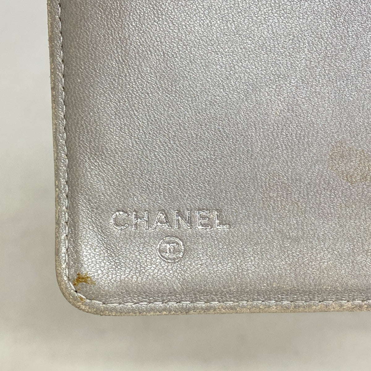 【6gd4319】シャネル 長財布 カメリア ラムスキン ブラック シルバー金具【中古】レディース