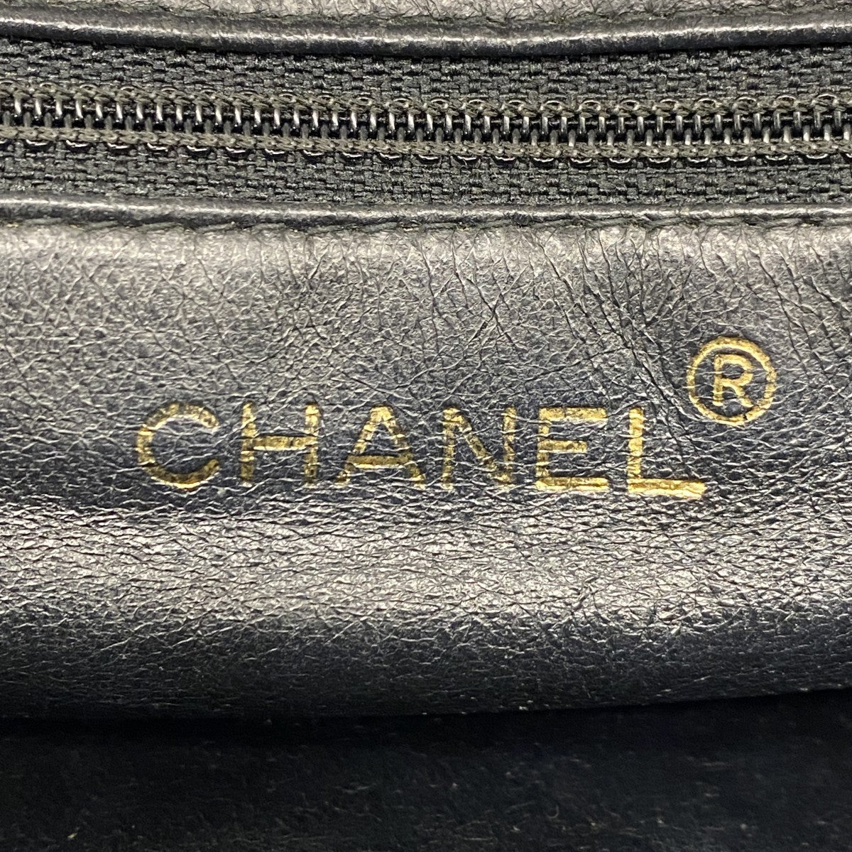 【6gd4320-k】シャネル ハンドバッグ マトラッセ ラムスキン ブラック ゴールド金具【中古】レディース