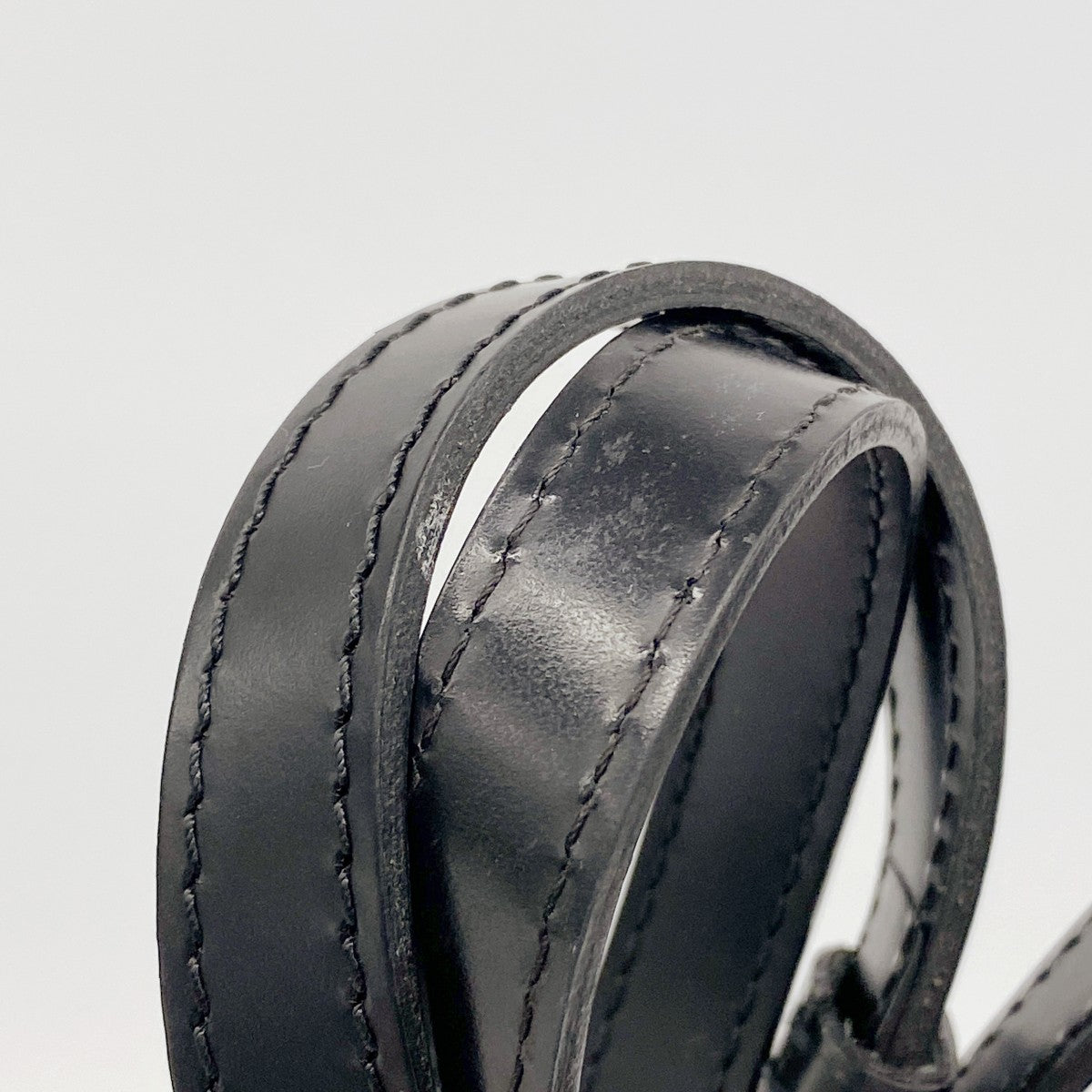 【6gd4339】ルイヴィトン ショルダーバッグ ダミエ・グラフィット レム N41446 ブラック グレー【中古】メンズ
