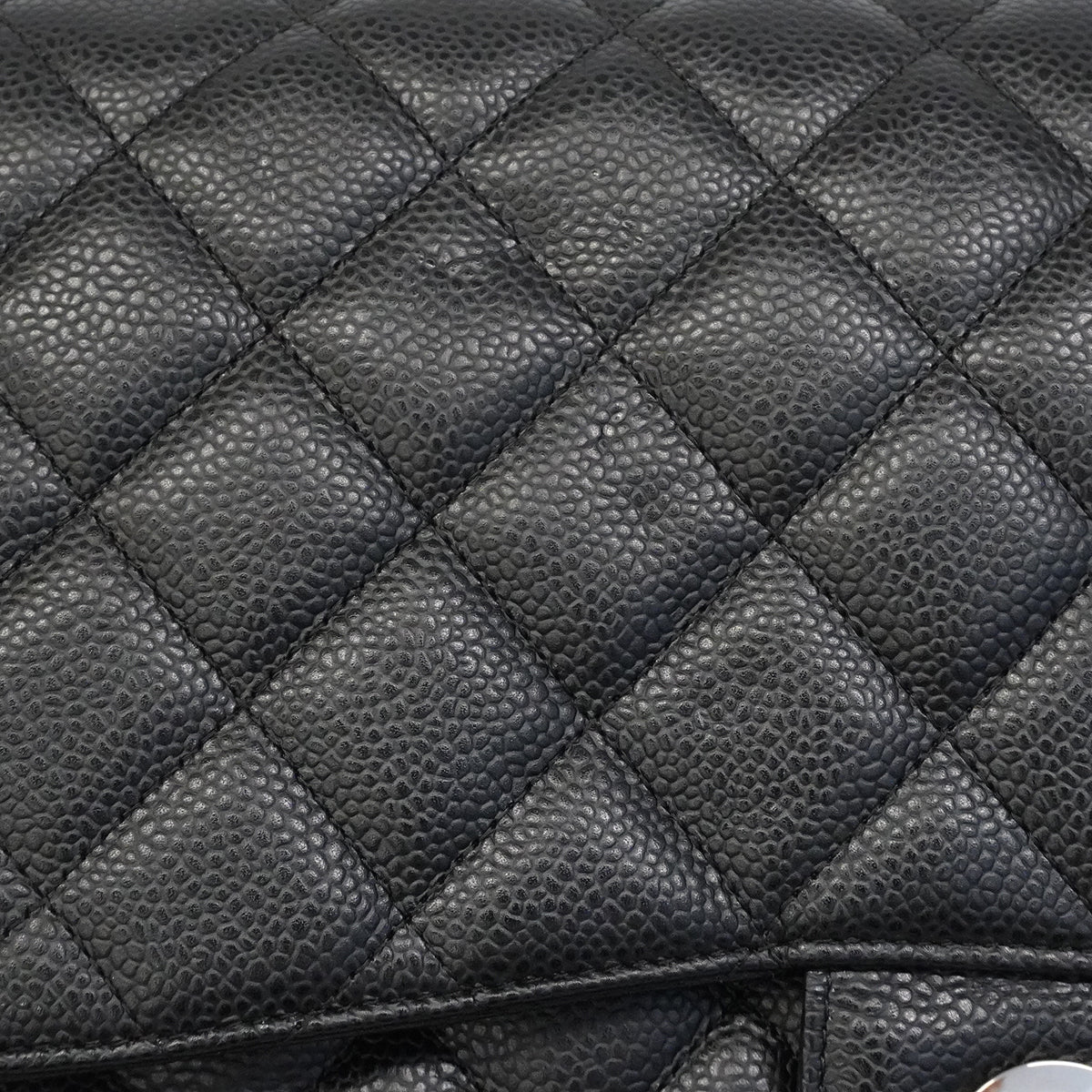 【6gd4342】シャネル ショルダーバッグ デカマトラッセ Wチェーン キャビアスキン ブラック シルバー金具【中古】レディース
