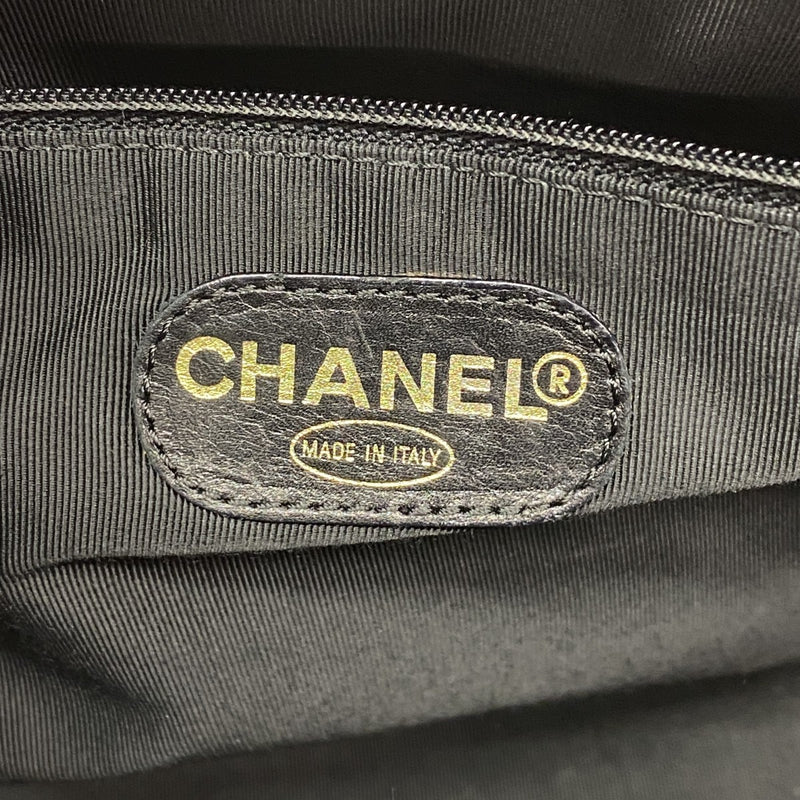 【6gd4357-k】シャネル ショルダーバッグ チェーンショルダー キャビアスキン ブラック ゴールド金具【中古】レディース