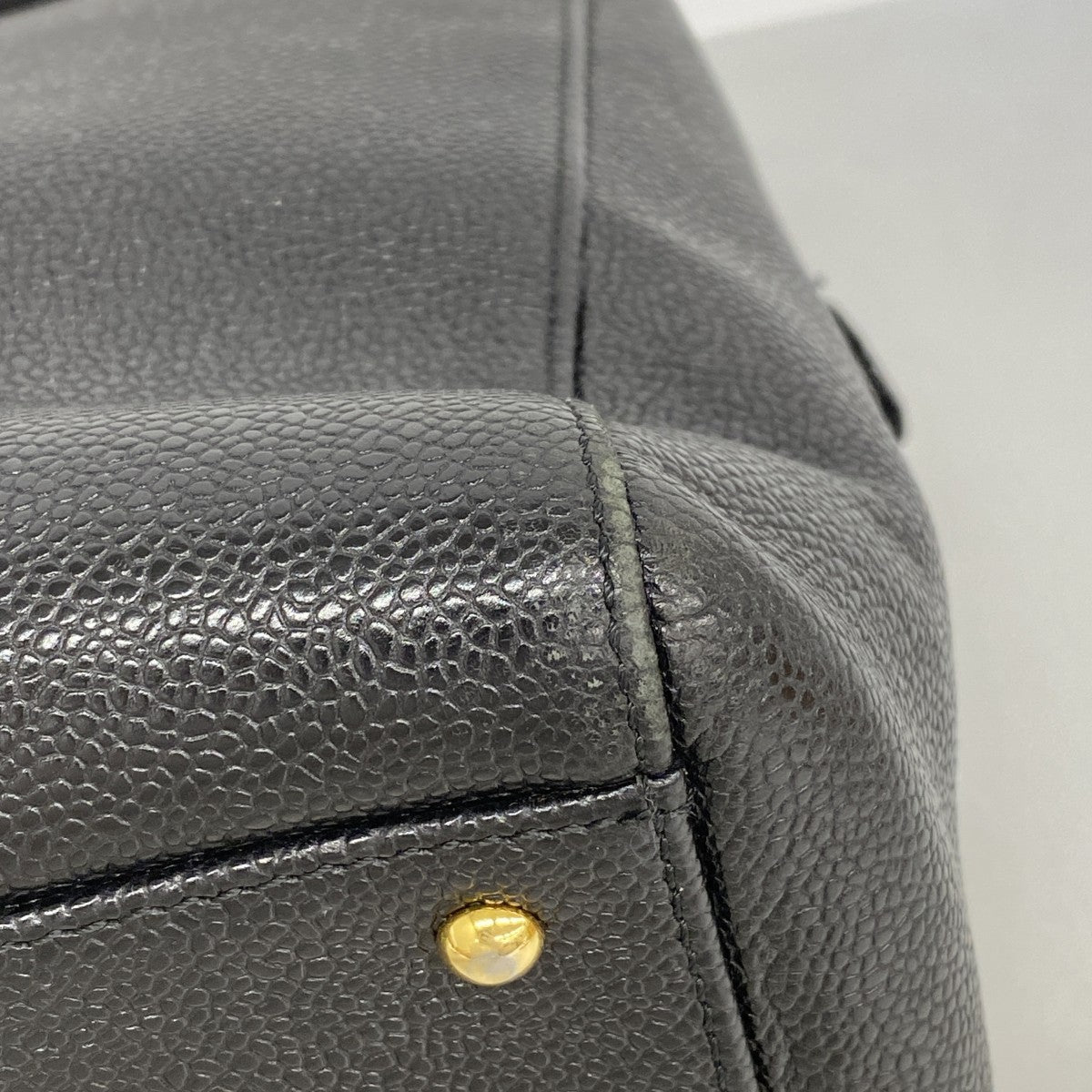 【6gd4357-k】シャネル ショルダーバッグ チェーンショルダー キャビアスキン ブラック ゴールド金具【中古】レディース