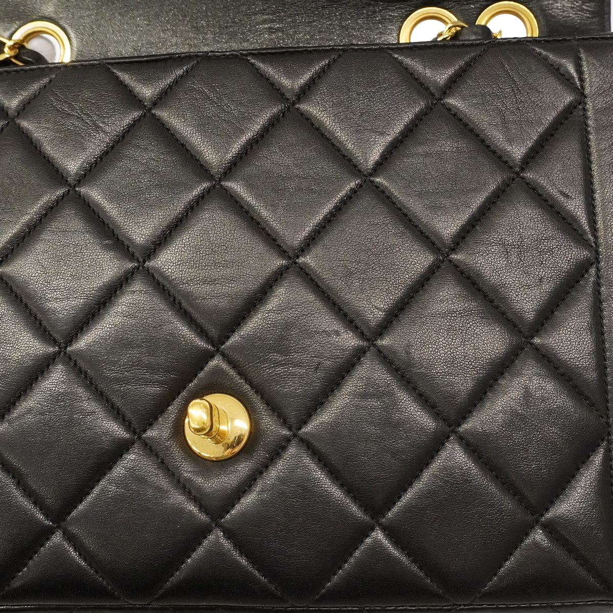 【6gd4379】シャネル ショルダーバッグ ダイアナ Wチェーン ラムスキン ブラック ゴールド金具【中古】レディース
