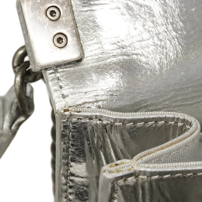 【6gd4382】シャネル ショルダーバッグ ボーイシャネル チェーンショルダー ゴート シルバー シルバー金具【中古】レディース