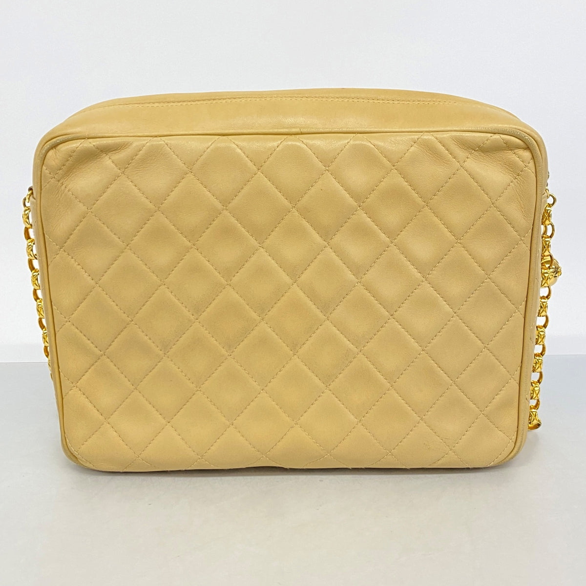 【6gd4385-k】シャネル ショルダーバッグ マトラッセ チェーンショルダー ラムスキン ベージュ ゴールド金具【中古】レディース