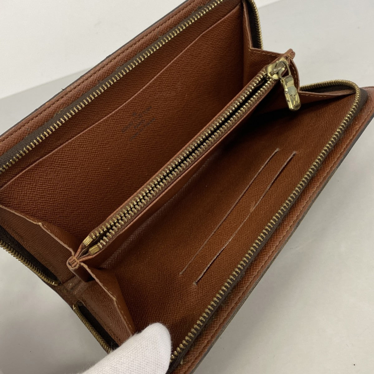 【6gd4391-k】ルイヴィトン 長財布 モノグラム ポルトモネジップ M61727 ブラウン【中古】レディース