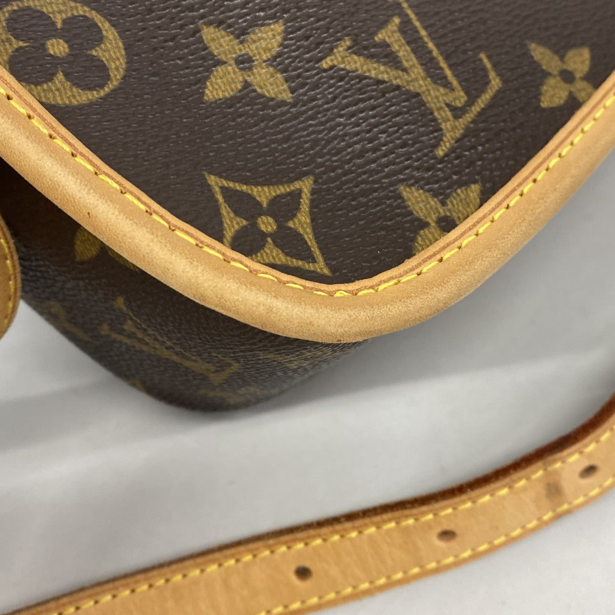 【6gd4413】ルイヴィトン ショルダーバッグ モノグラム ソローニュ M42250 ブラウン【中古】レディース