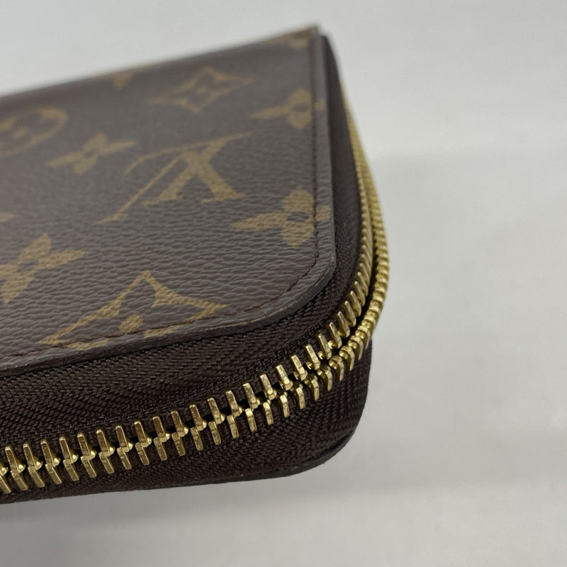【6gd4414】ルイヴィトン 長財布 モノグラム ジッピーオーガナイザー M62581 ブラウン【中古】メンズ レディース ユニセックス